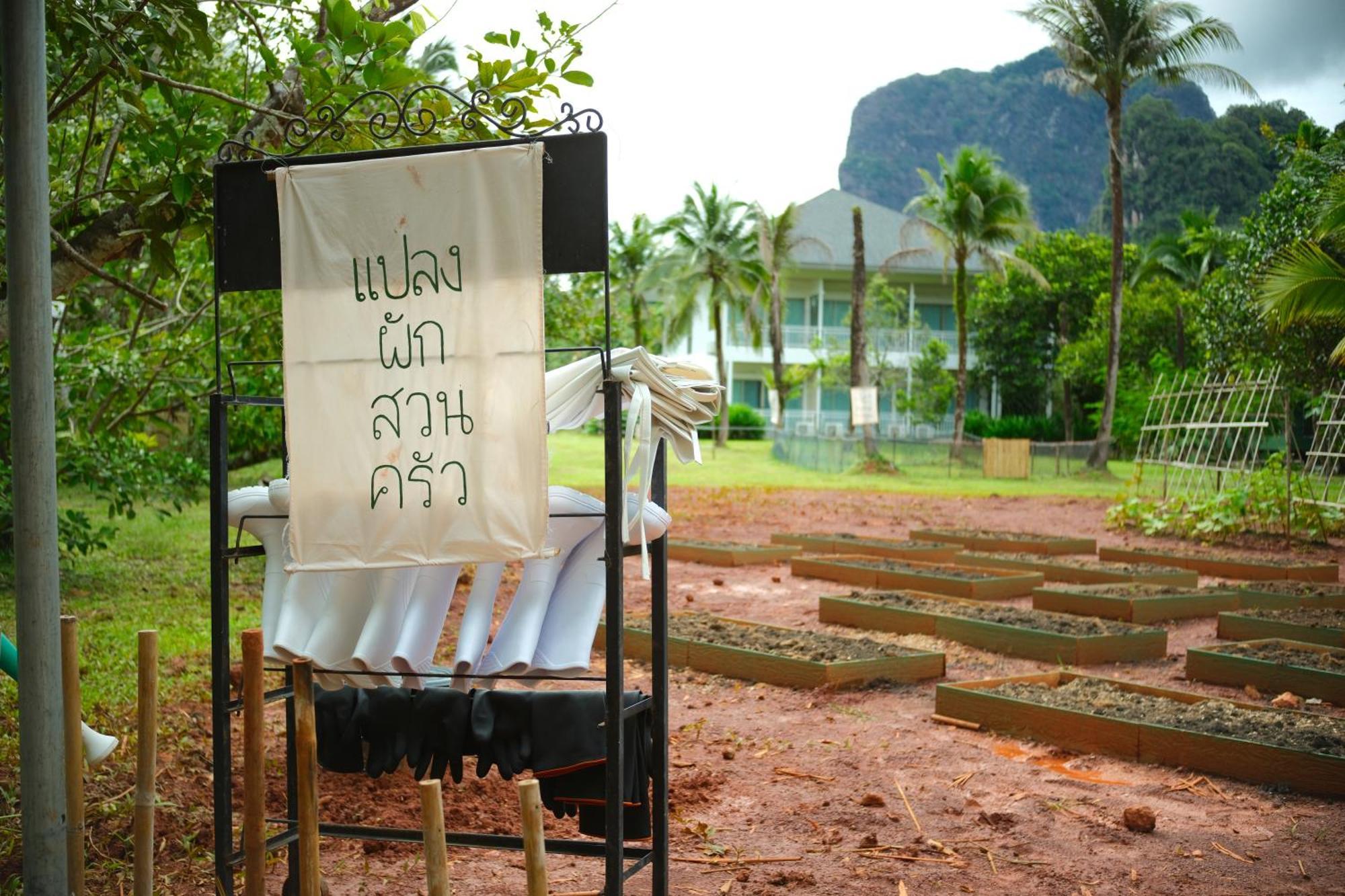 Blu Monkey Pooltara Krabi Hotel & Villas Pet Friendly Exterior foto